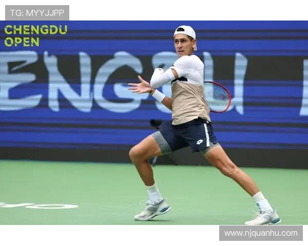 2025年网球赛季开幕 全球顶级球员迎接挑战 新星崭露头角