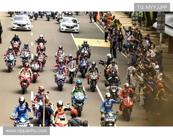 MotoGP车手巡游中国，引发粉丝狂热追捧