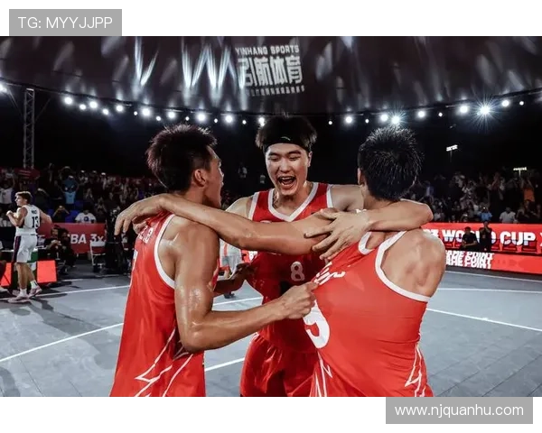 中国篮球队逆转胜利击败美国队晋级世界杯四强全场焦点战况回顾