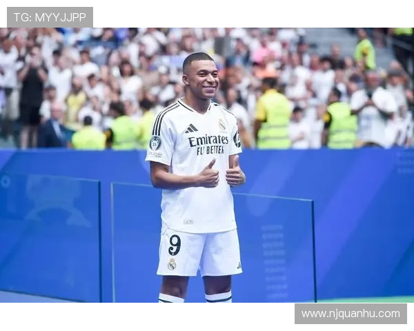 皇家社会俱乐部公布新赛季阵容调整计划并强调球员健康管理的重要性