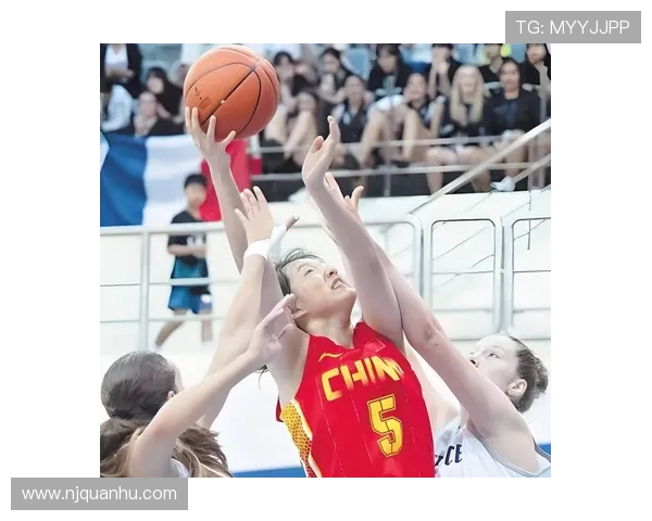 中国篮球迎来新星崛起,年轻球员在国际赛场表现出色引发广泛关注 中国篮球迎来新星崛起,年轻球员在国际赛场表现出色引发广泛关注